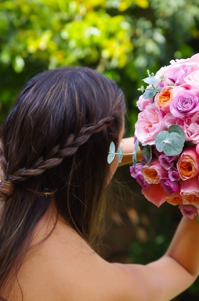 Cheerful-Wedding-Bouquet