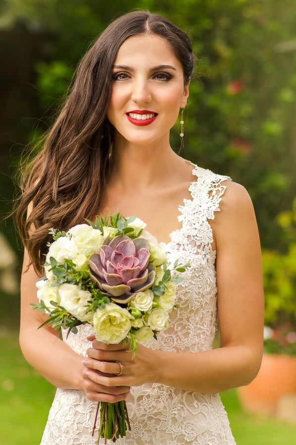 Garden-Roses-Succulent-Bouquet
