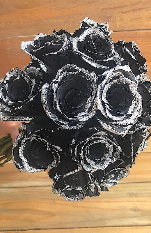 bouquet black roses with glitter