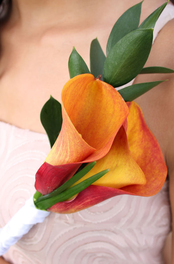mini calla Corsage