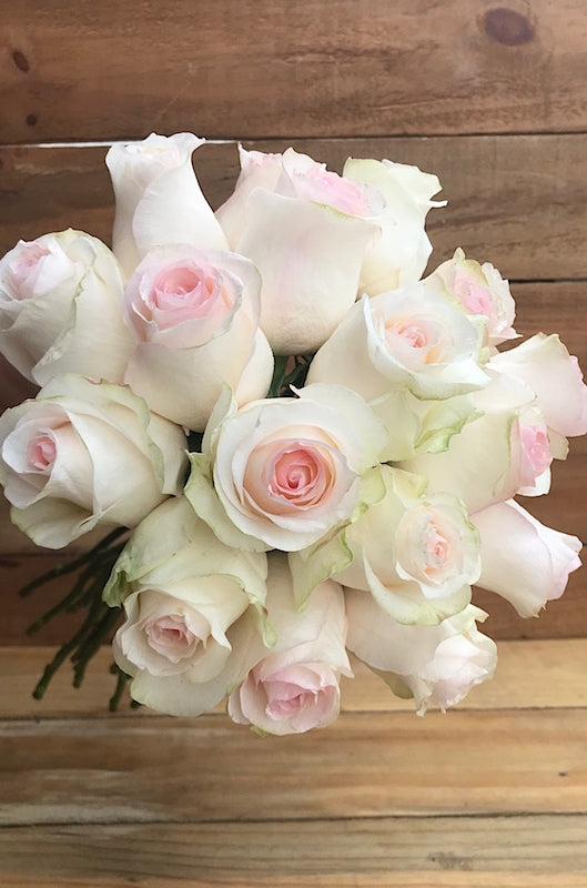 seniorita roses bouquet