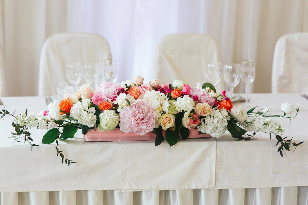12 DIY Wedding Table Floral Centerpieces on a Budget