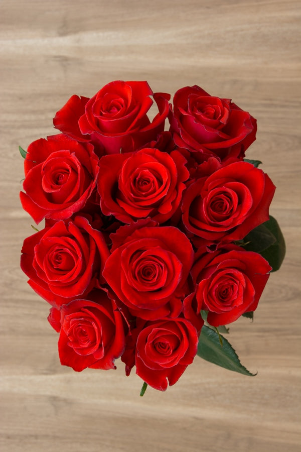 unique rose arrangements
